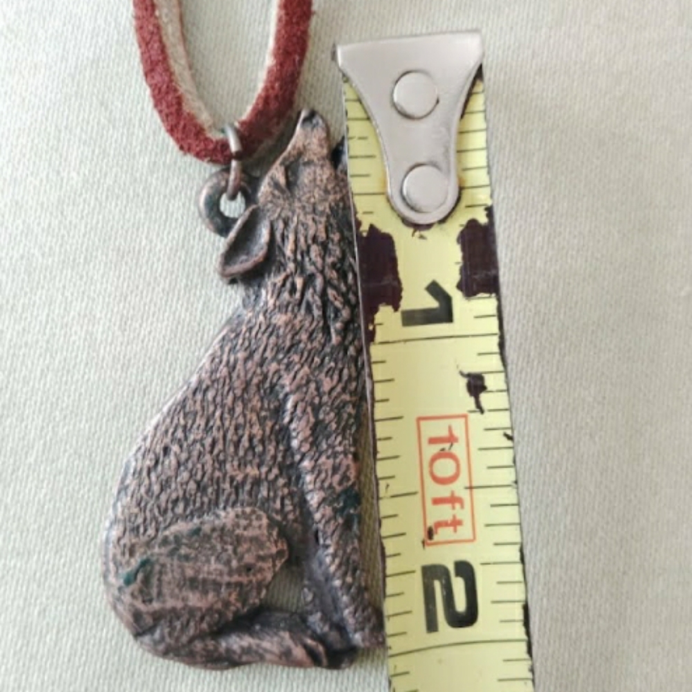 Hand Crafted Copper Wolf Pendant Necklace / 2" Howling Wolf Figure Necklace - Picture 4 of 11